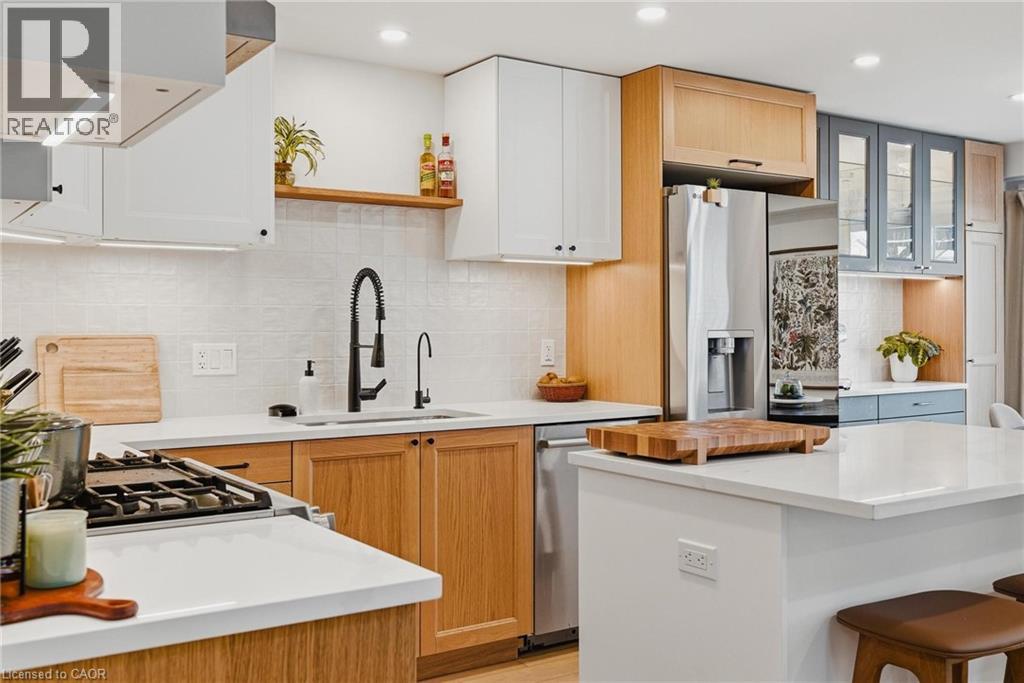 218 Prosperity Drive, Kitchener, Ontario  N2E 4E5 - Photo 6 - 40824357