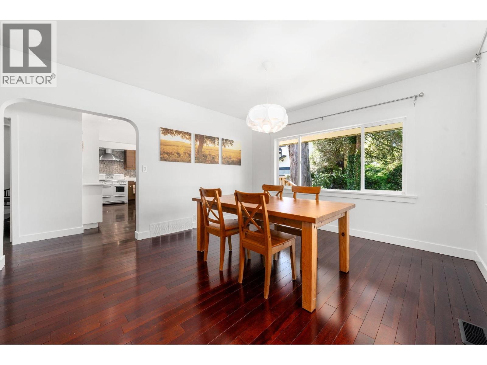 2195 Cortell Street, North Vancouver, British Columbia  V7P 2A8 - Photo 12 - R3115934