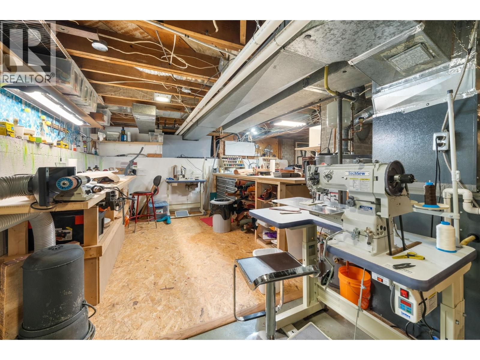 2195 Cortell Street, North Vancouver, British Columbia  V7P 2A8 - Photo 35 - R3115934