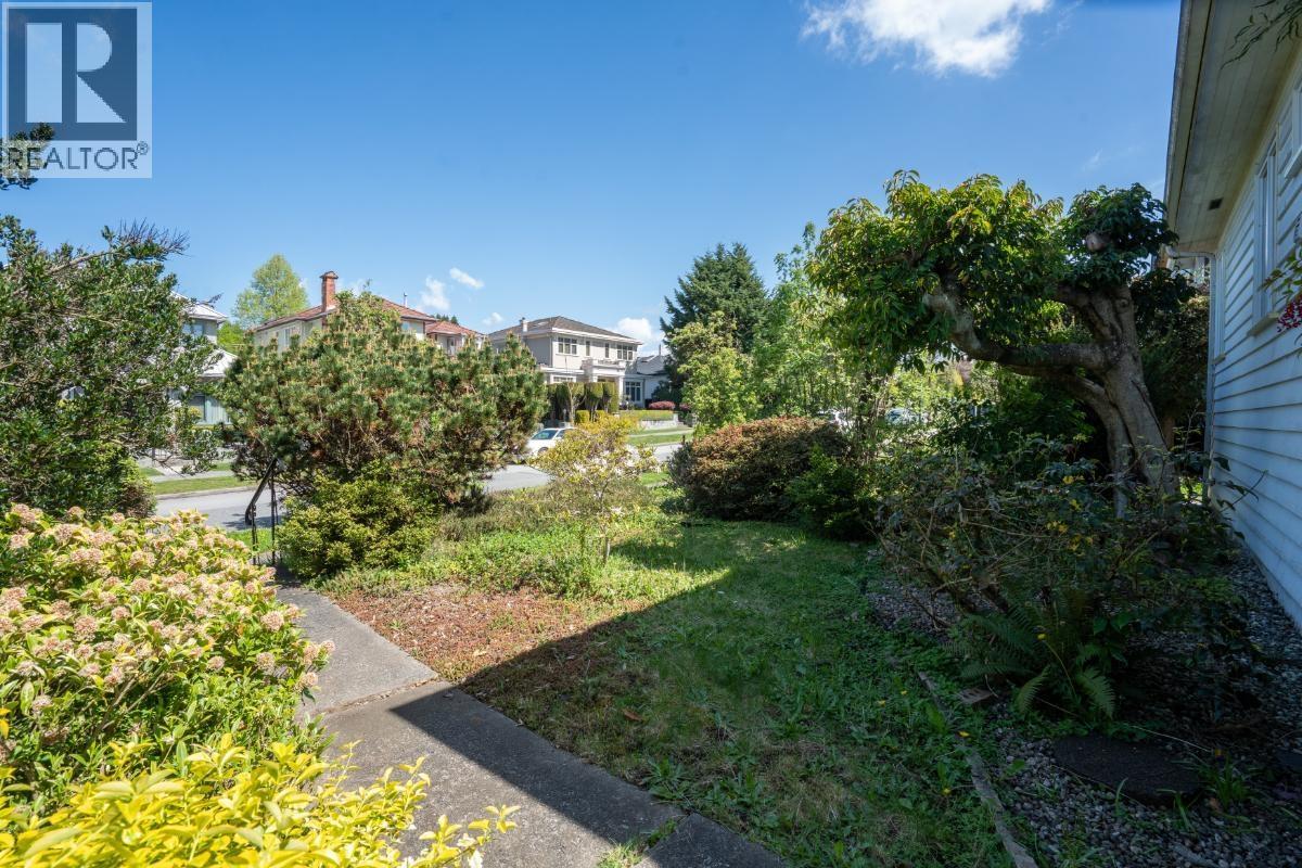 2396 W 18th Avenue, Vancouver, British Columbia  V6L 1A8 - Photo 32 - R3115946