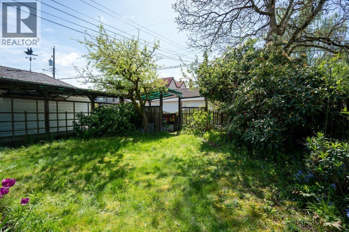 2396 W 18th Avenue, Vancouver, British Columbia  V6L 1A8 - Photo 33 - R3115946