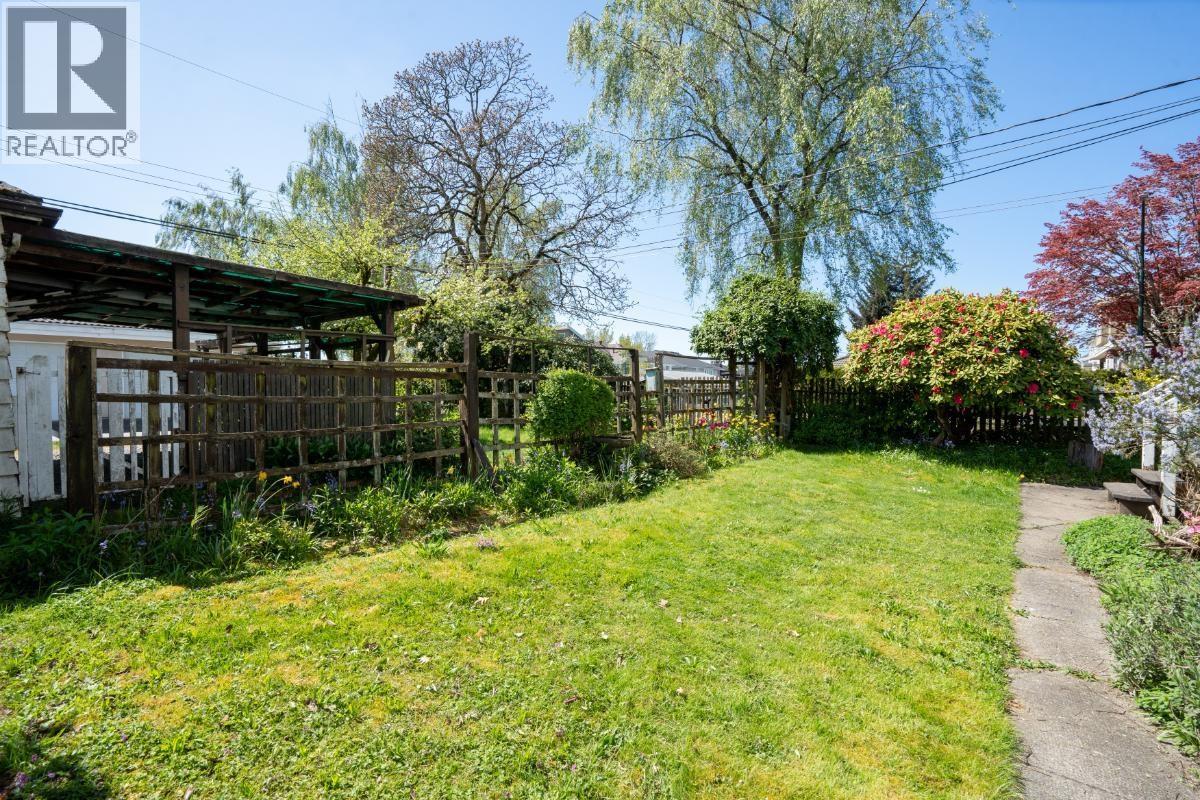 2396 W 18th Avenue, Vancouver, British Columbia  V6L 1A8 - Photo 34 - R3115946