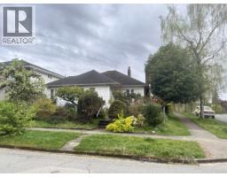 2396 W 18TH AVENUE, Vancouver, British Columbia