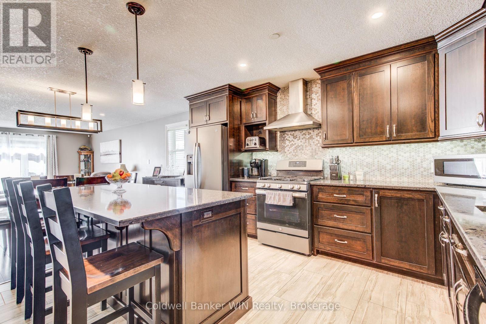 1025 Reserve Avenue S, North Perth, Ontario  N4W 0B5 - Photo 12 - X13048192