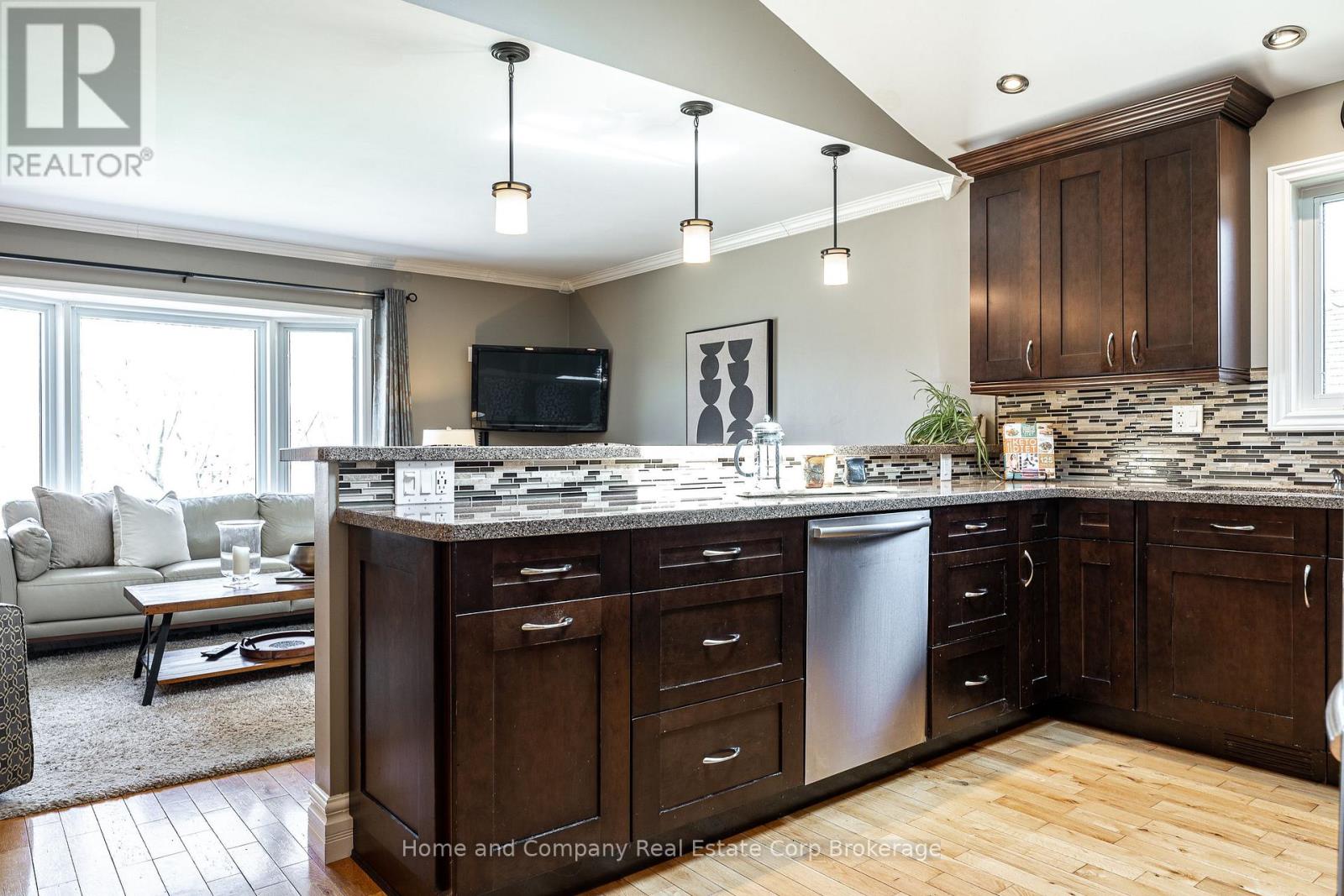 139 Mcgregor Street, Stratford, Ontario  N4Z 1G8 - Photo 4 - X13048276