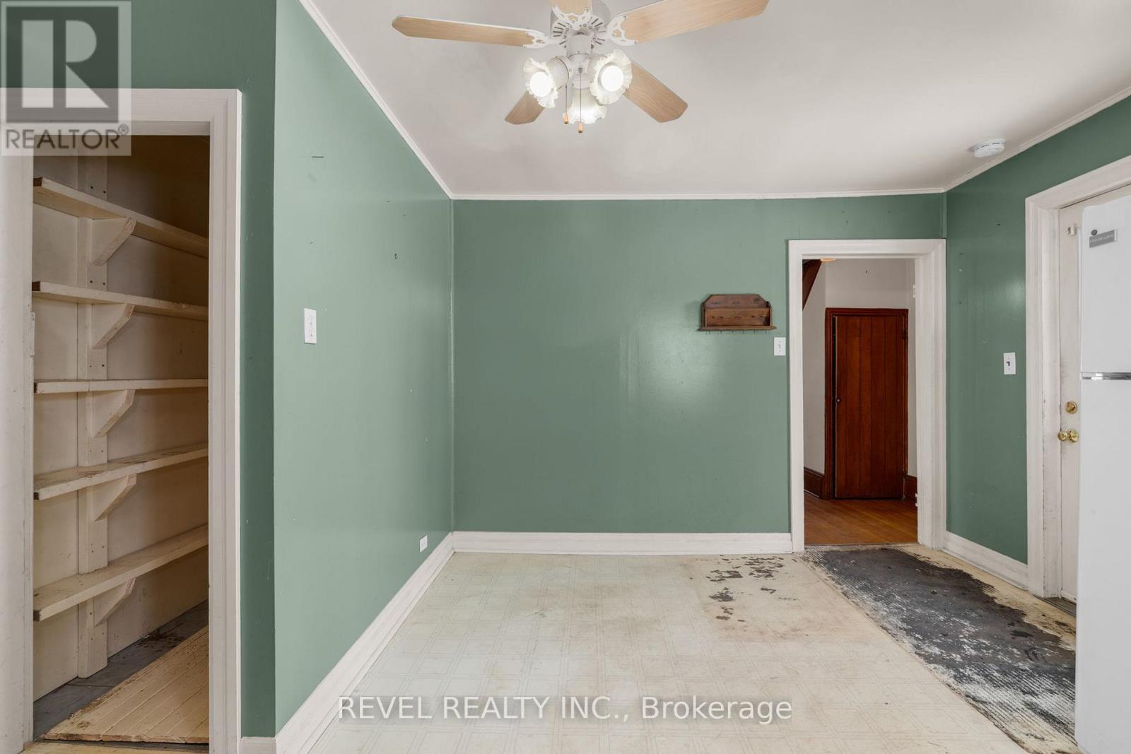 202 Bradford Street, Barrie, Ontario  L4N 3B6 - Photo 18 - S12553876