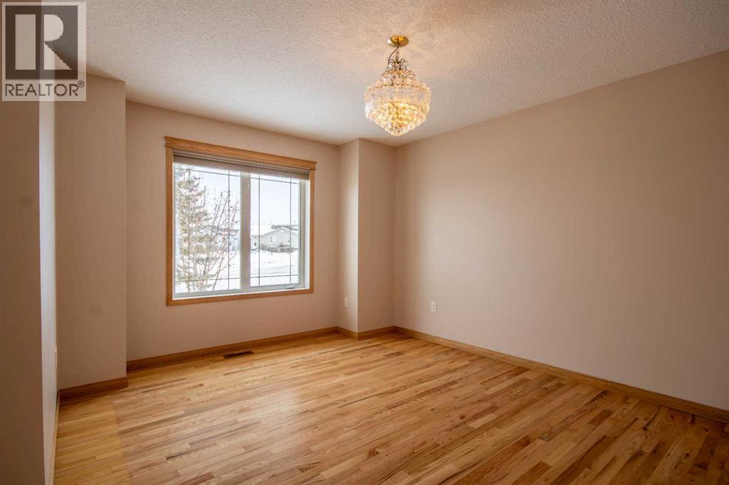 5111 Shannon Drive, Olds, Alberta  T4H 1X3 - Photo 18 - A2292047