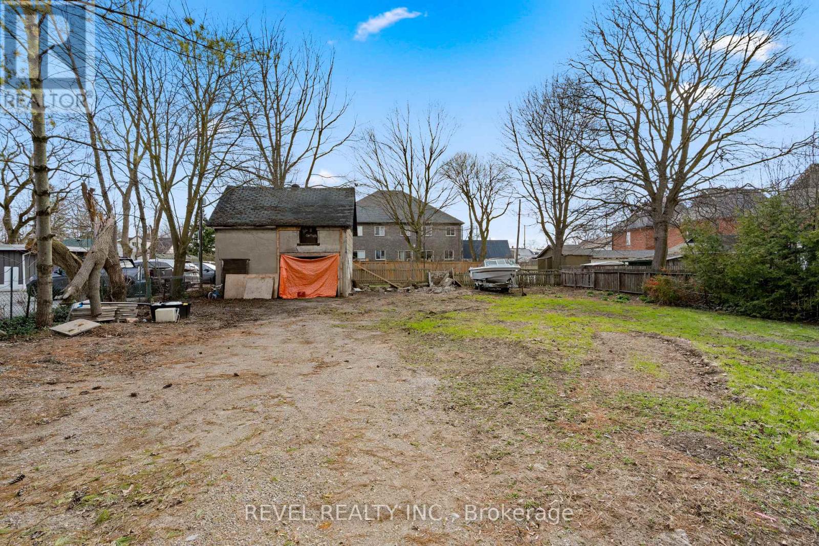 202 Bradford Street, Barrie, Ontario  L4N 3B6 - Photo 34 - S12553876