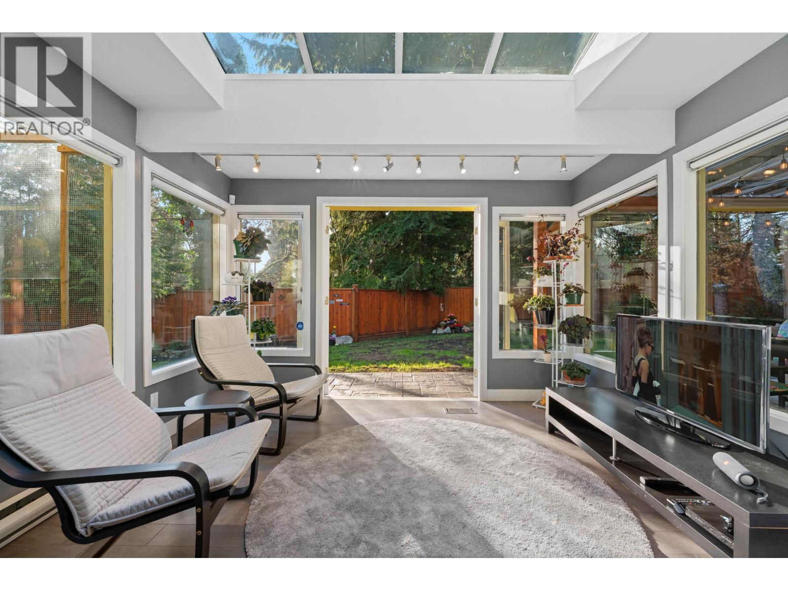 540 Evergreen Place, North Vancouver, British Columbia  V7N 2Z2 - Photo 10 - R3110417