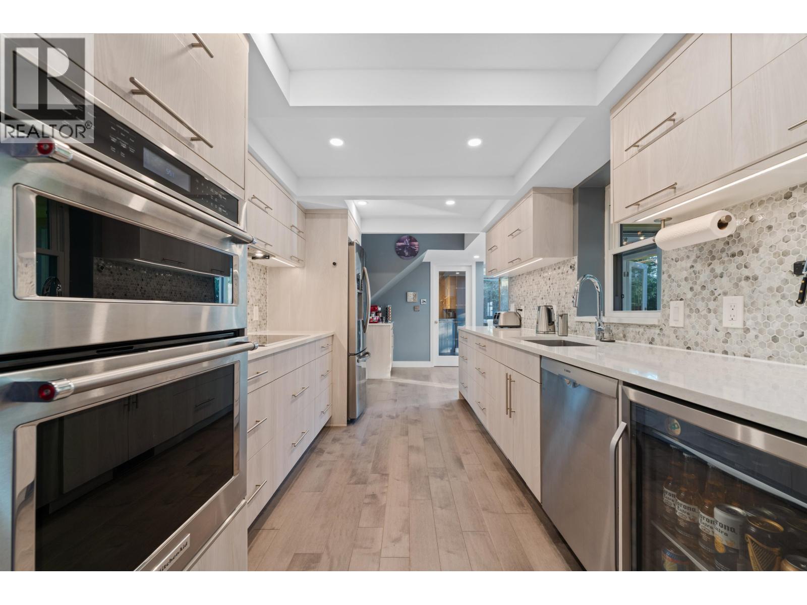 540 Evergreen Place, North Vancouver, British Columbia  V7N 2Z2 - Photo 7 - R3110417