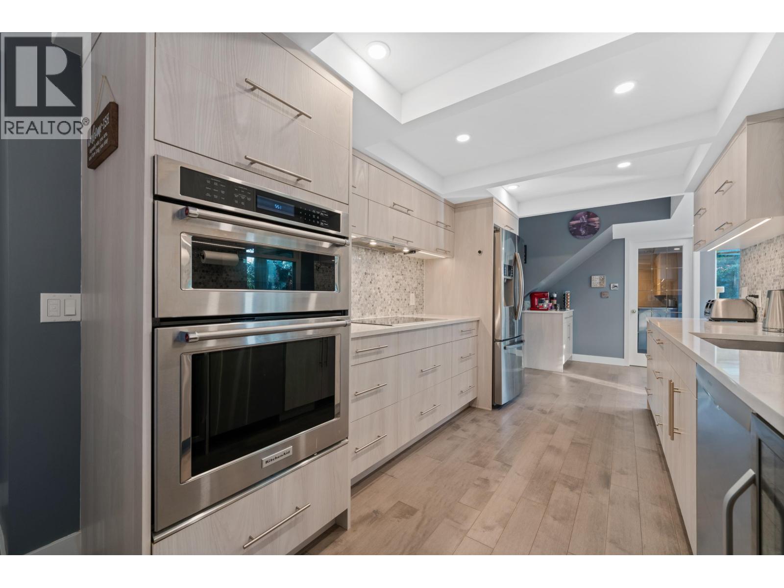 540 Evergreen Place, North Vancouver, British Columbia  V7N 2Z2 - Photo 4 - R3110417