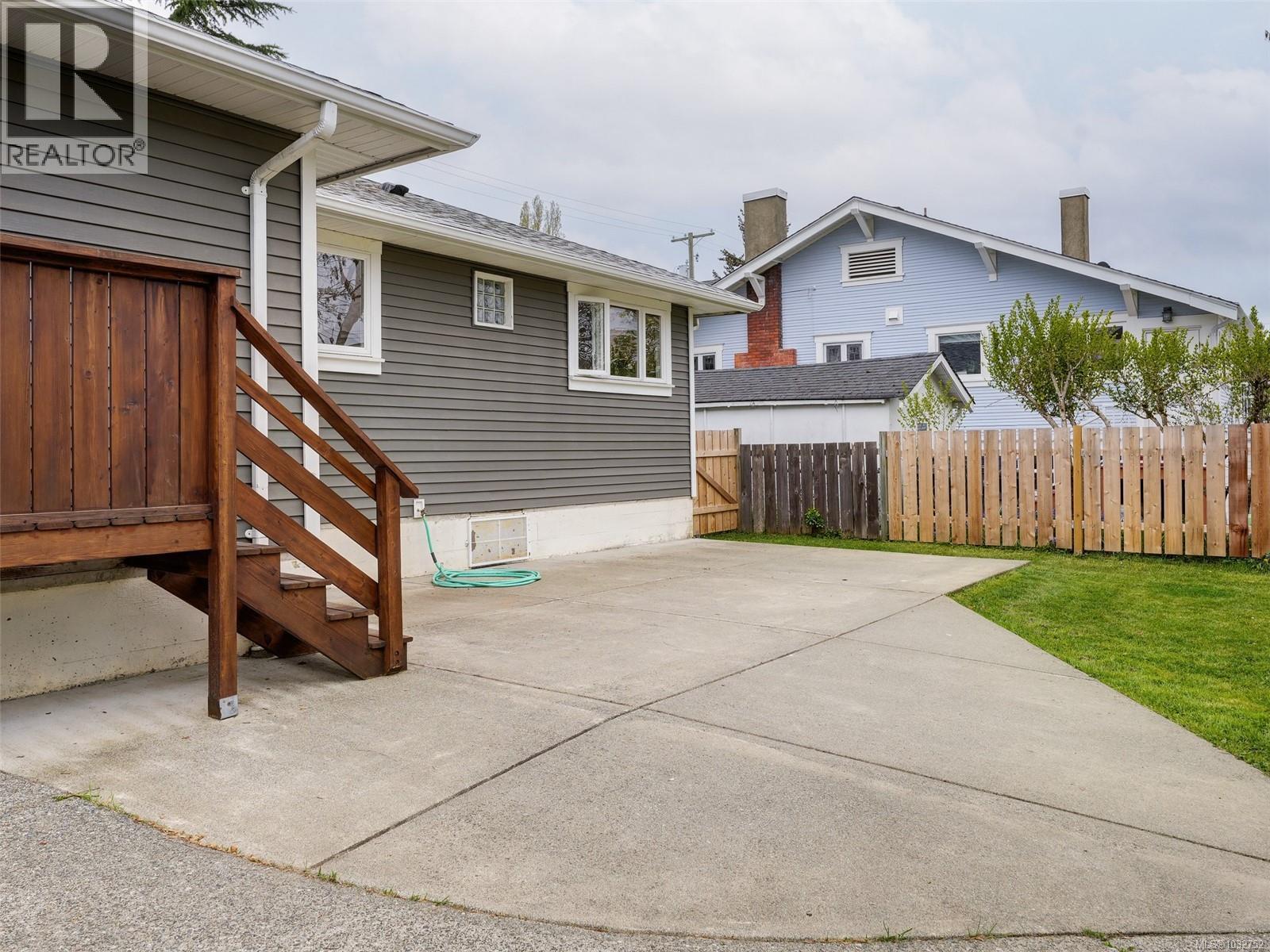 444 Walter Ave, Saanich, British Columbia  V9A 2E5 - Photo 18 - 1032752