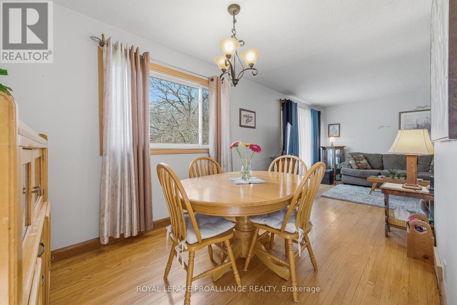 131 Lock Road, Quinte West (Murray Ward), Ontario  K8V 5P6 - Photo 10 - X13048230