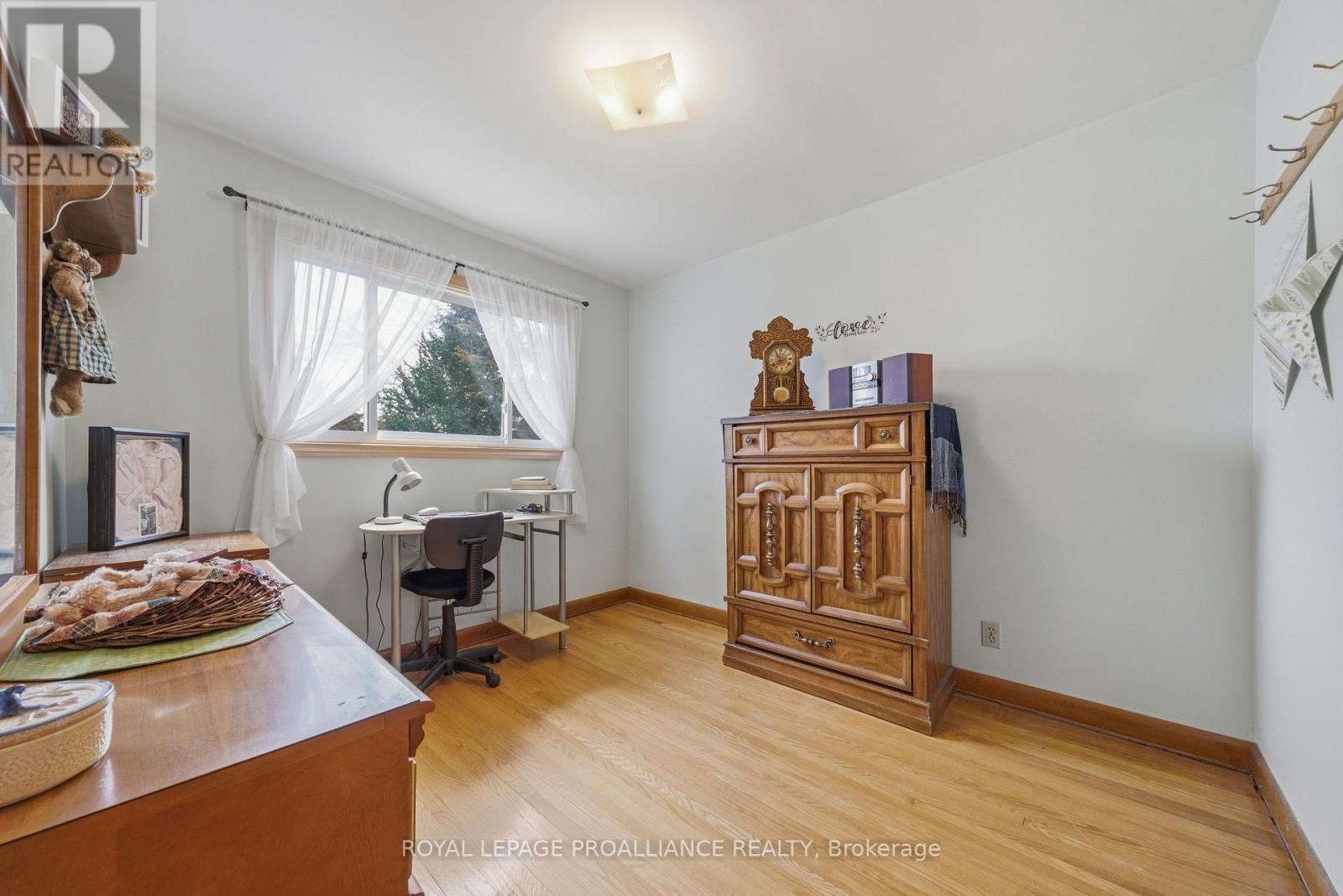 131 Lock Road, Quinte West (Murray Ward), Ontario  K8V 5P6 - Photo 21 - X13048230