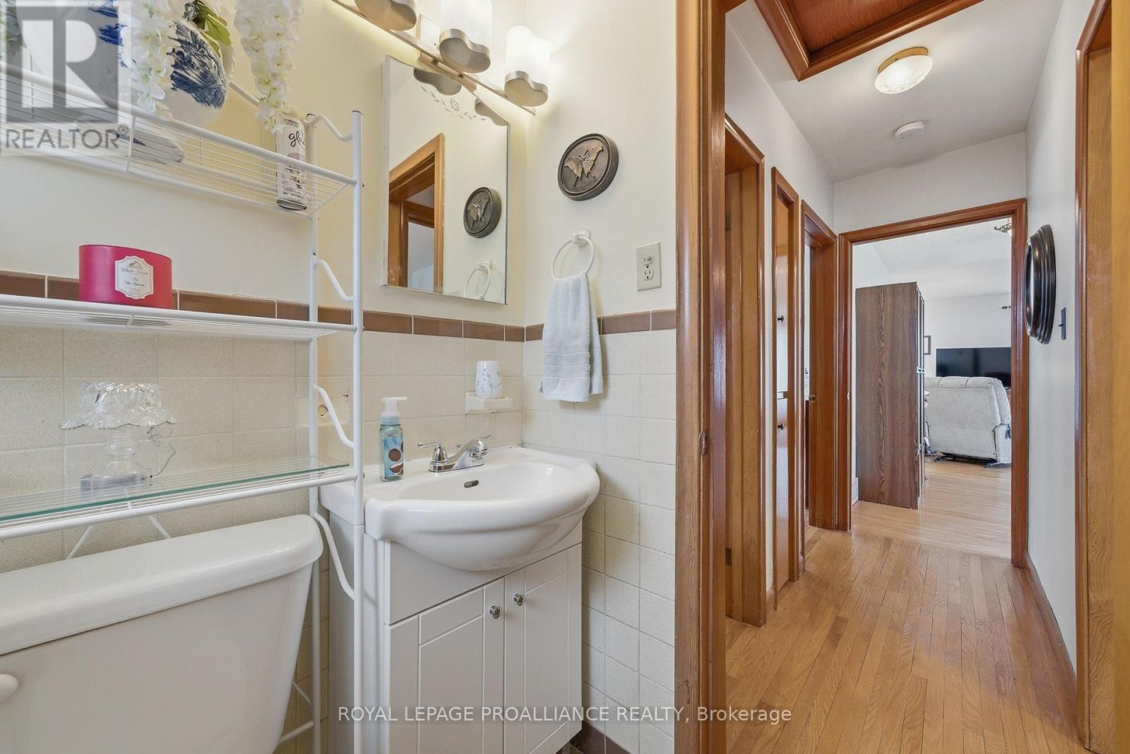 131 Lock Road, Quinte West (Murray Ward), Ontario  K8V 5P6 - Photo 24 - X13048230