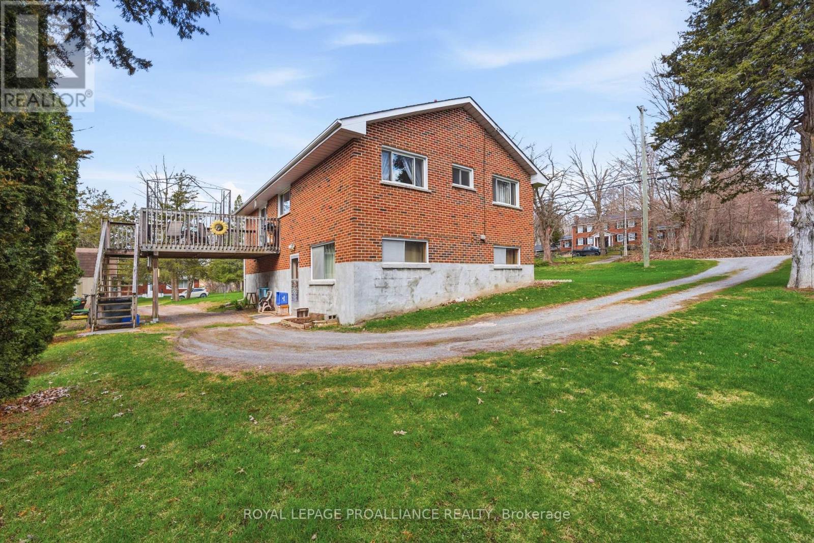 131 Lock Road, Quinte West (Murray Ward), Ontario  K8V 5P6 - Photo 34 - X13048230