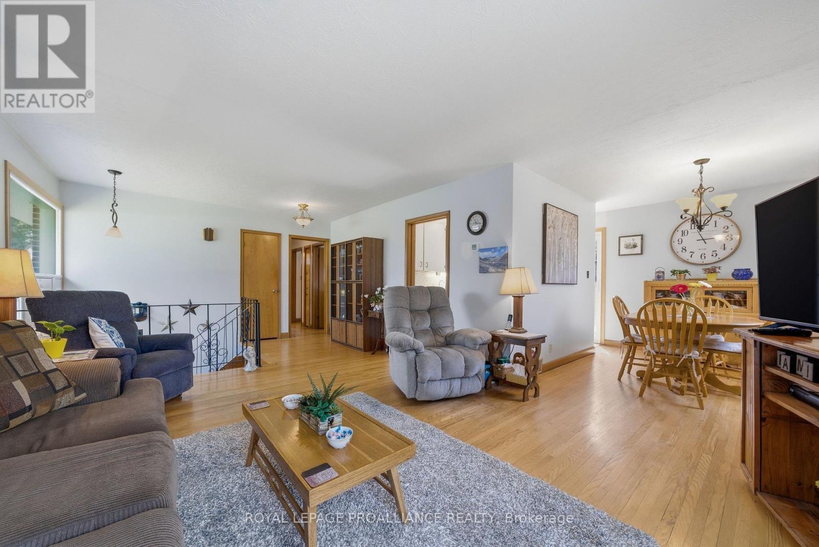 131 Lock Road, Quinte West (Murray Ward), Ontario  K8V 5P6 - Photo 7 - X13048230