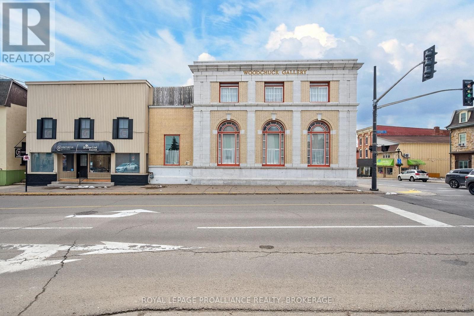 99 King Street E, Gananoque, Ontario  K7G 1E8 - Photo 3 - X13048254