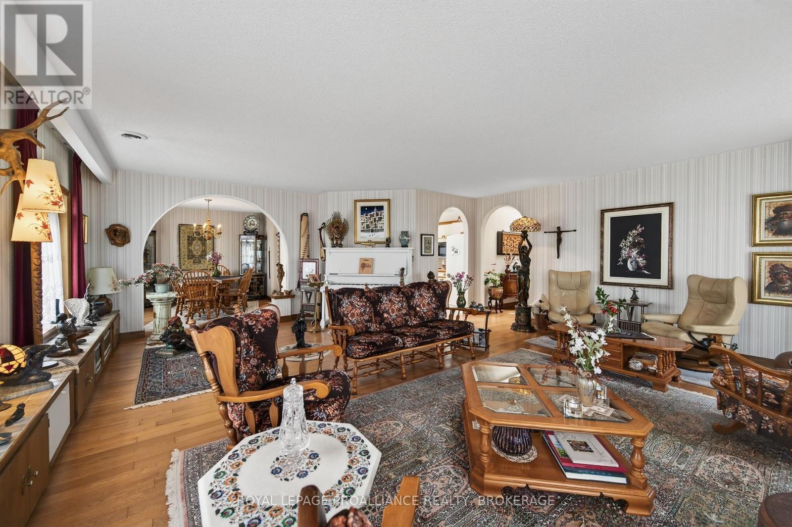 99 King Street E, Gananoque, Ontario  K7G 1E8 - Photo 8 - X13048254