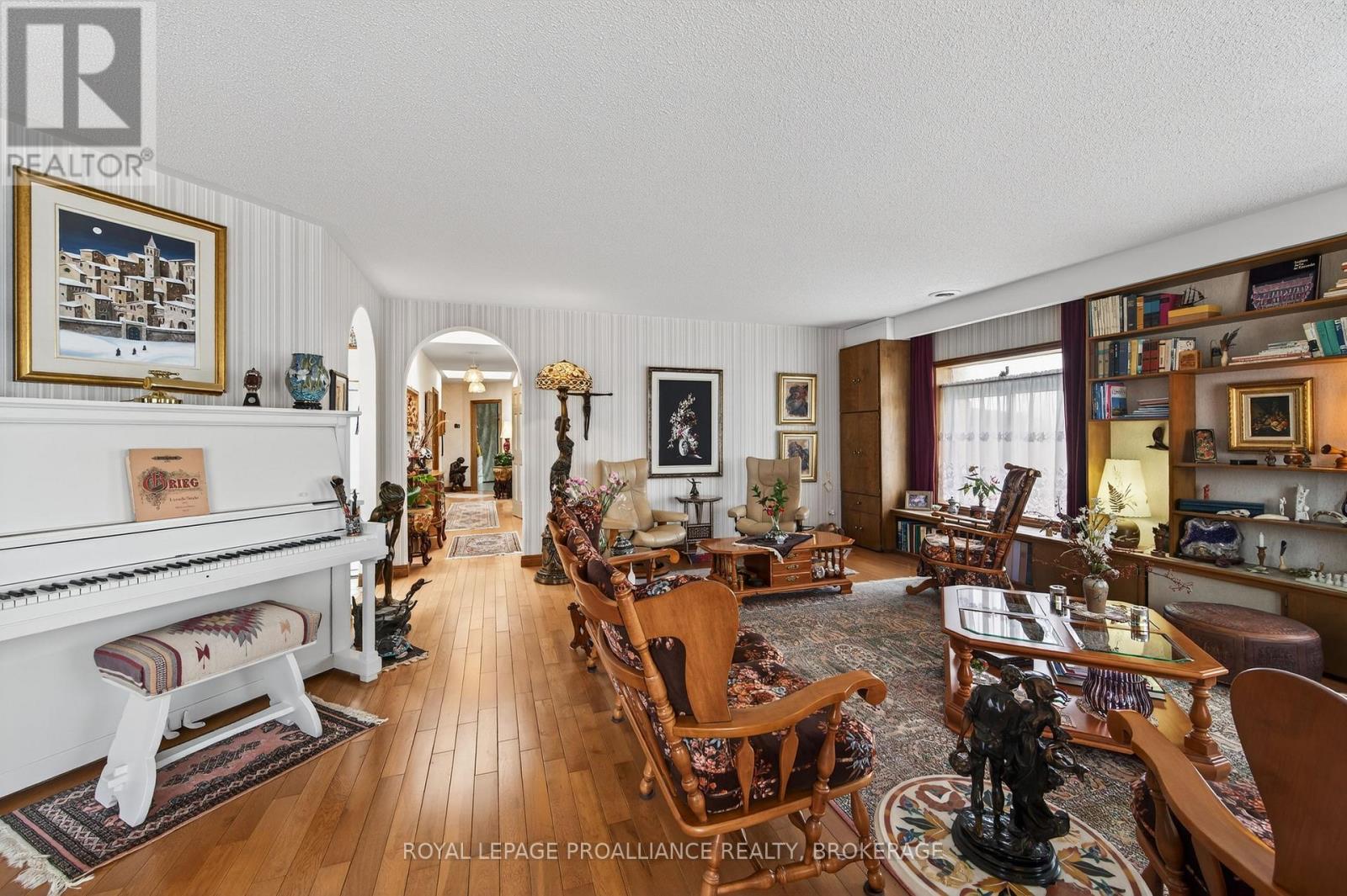 99 King Street E, Gananoque, Ontario  K7G 1E8 - Photo 9 - X13048254