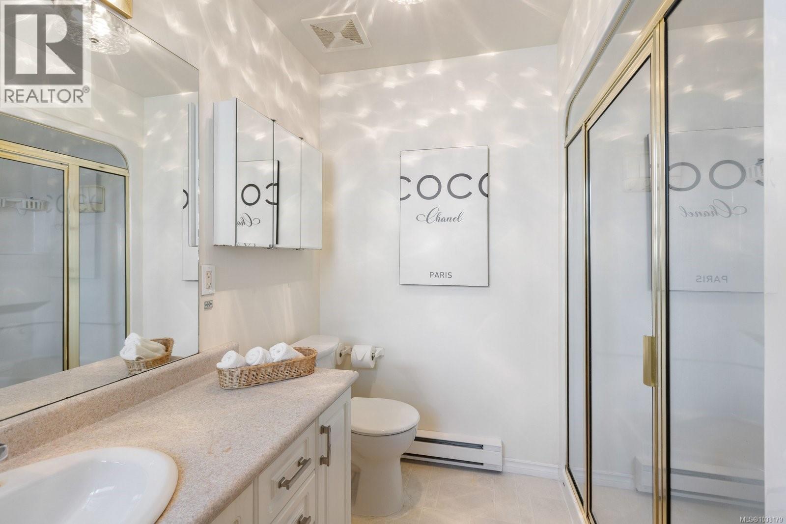 1 9875 Third St, Sidney, British Columbia  V8L 3A8 - Photo 20 - 1033179