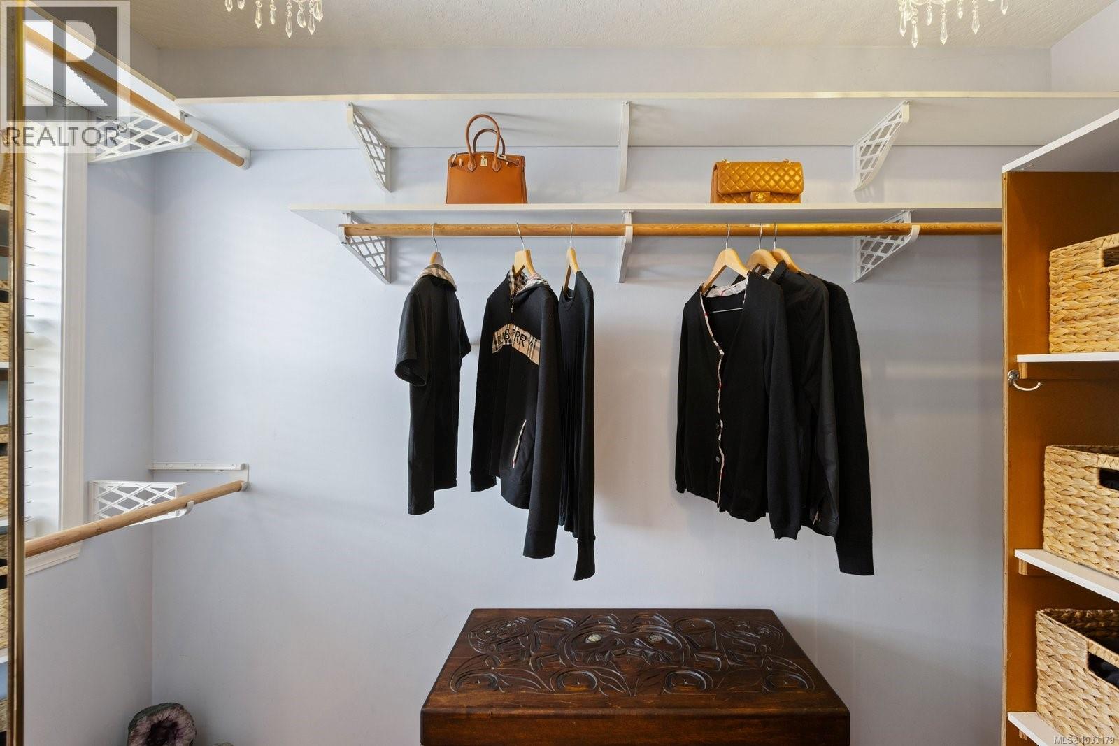 1 9875 Third St, Sidney, British Columbia  V8L 3A8 - Photo 27 - 1033179