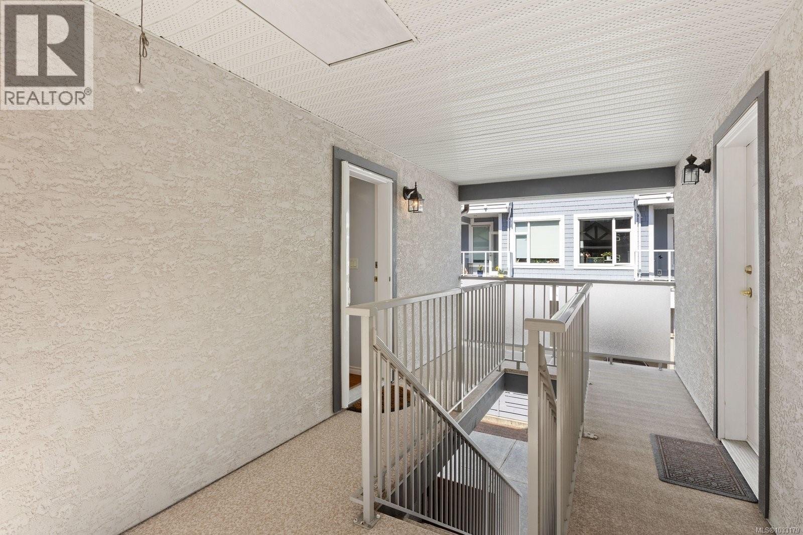 1 9875 Third St, Sidney, British Columbia  V8L 3A8 - Photo 34 - 1033179