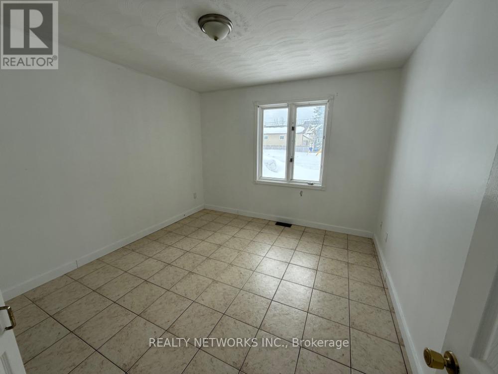 364 Craig Street, Timmins, Ontario  P4N 4A8 - Photo 6 - T13048180