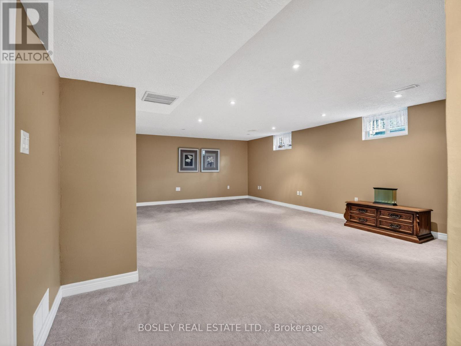 12 Brookdale Avenue, St. Catharines, Ontario  L2T 2T3 - Photo 18 - X13048158