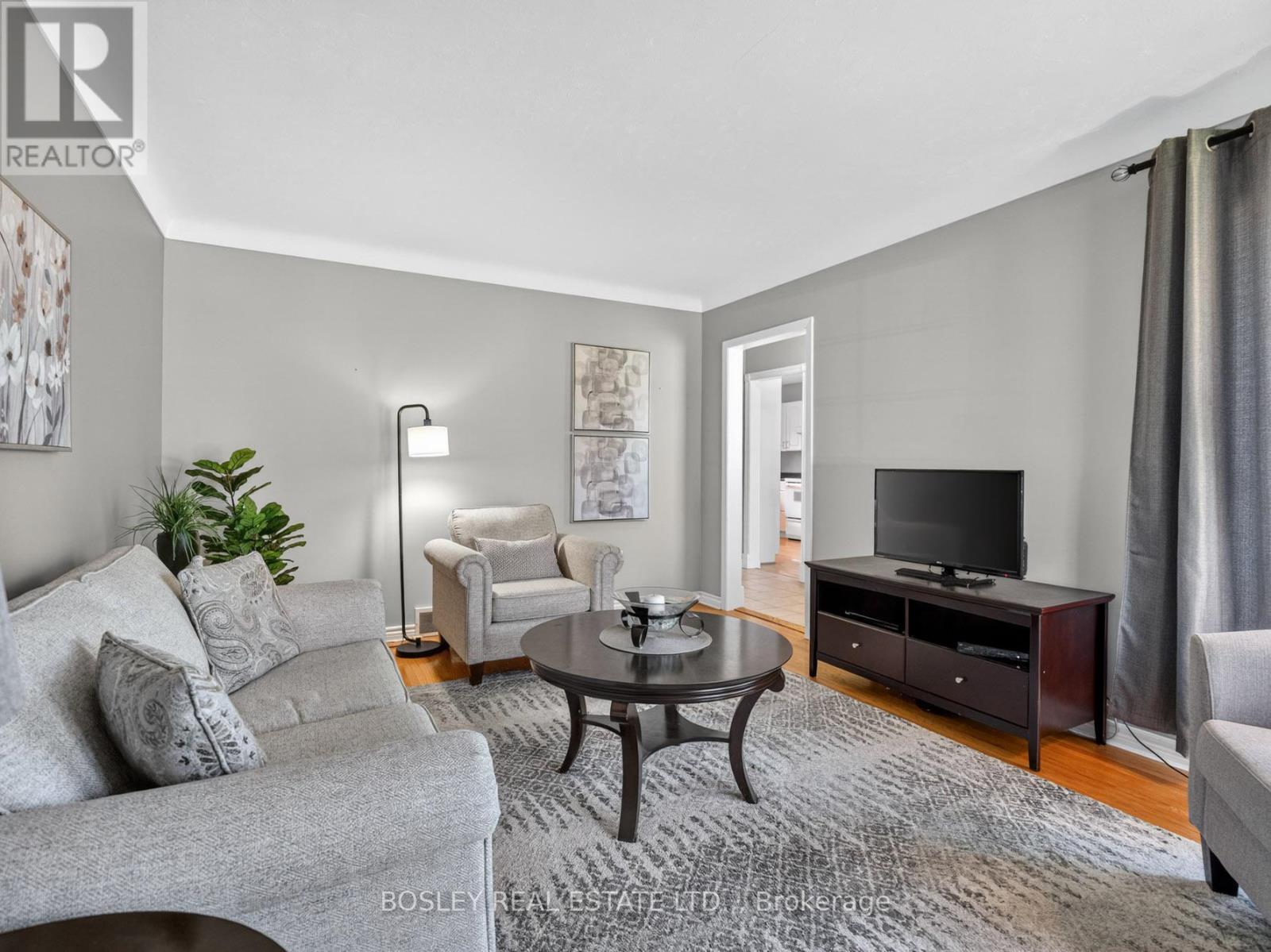 12 Brookdale Avenue, St. Catharines, Ontario  L2T 2T3 - Photo 6 - X13048158