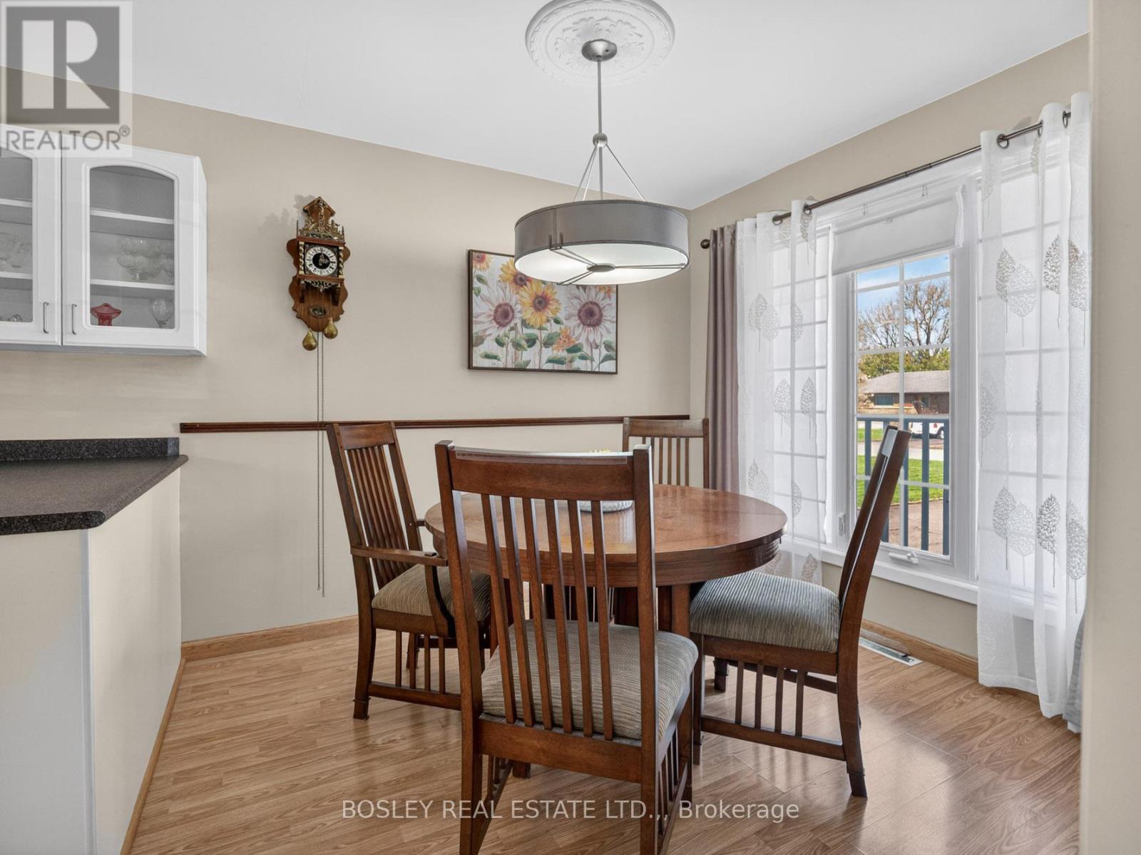 12 Brookdale Avenue, St. Catharines, Ontario  L2T 2T3 - Photo 8 - X13048158