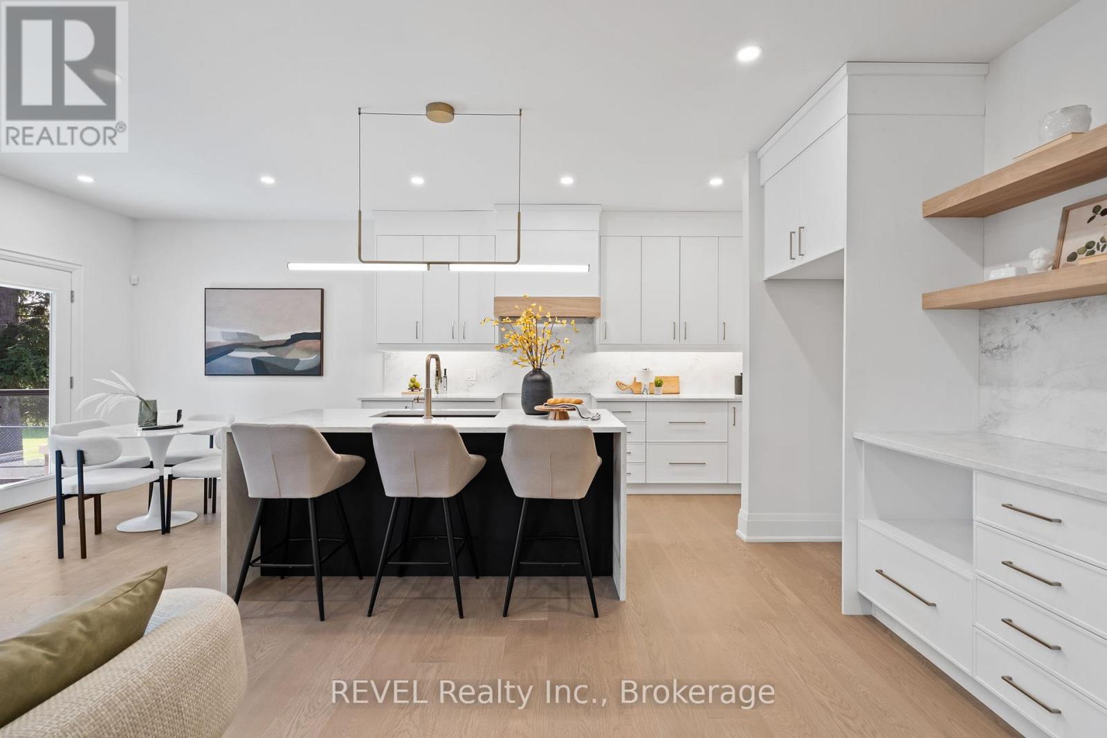 19 Accursi Crescent, Pelham, Ontario  L0S 1E2 - Photo 10 - X13048200