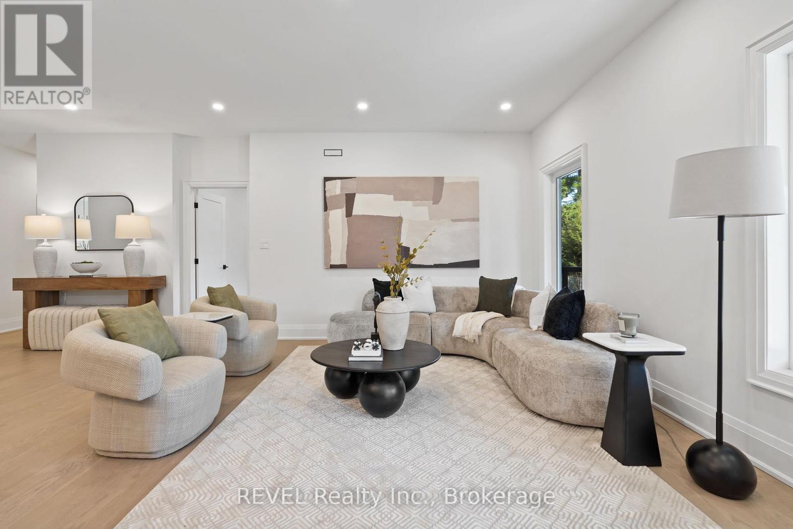 19 Accursi Crescent, Pelham, Ontario  L0S 1E2 - Photo 18 - X13048200