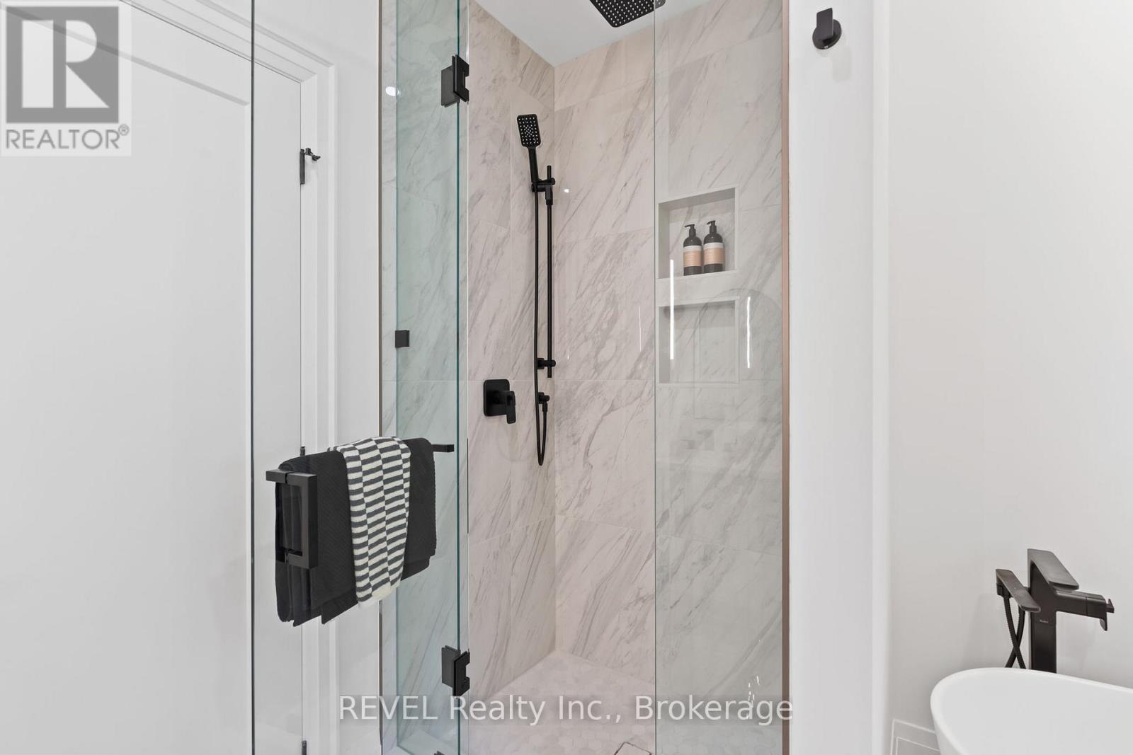 19 Accursi Crescent, Pelham, Ontario  L0S 1E2 - Photo 28 - X13048200