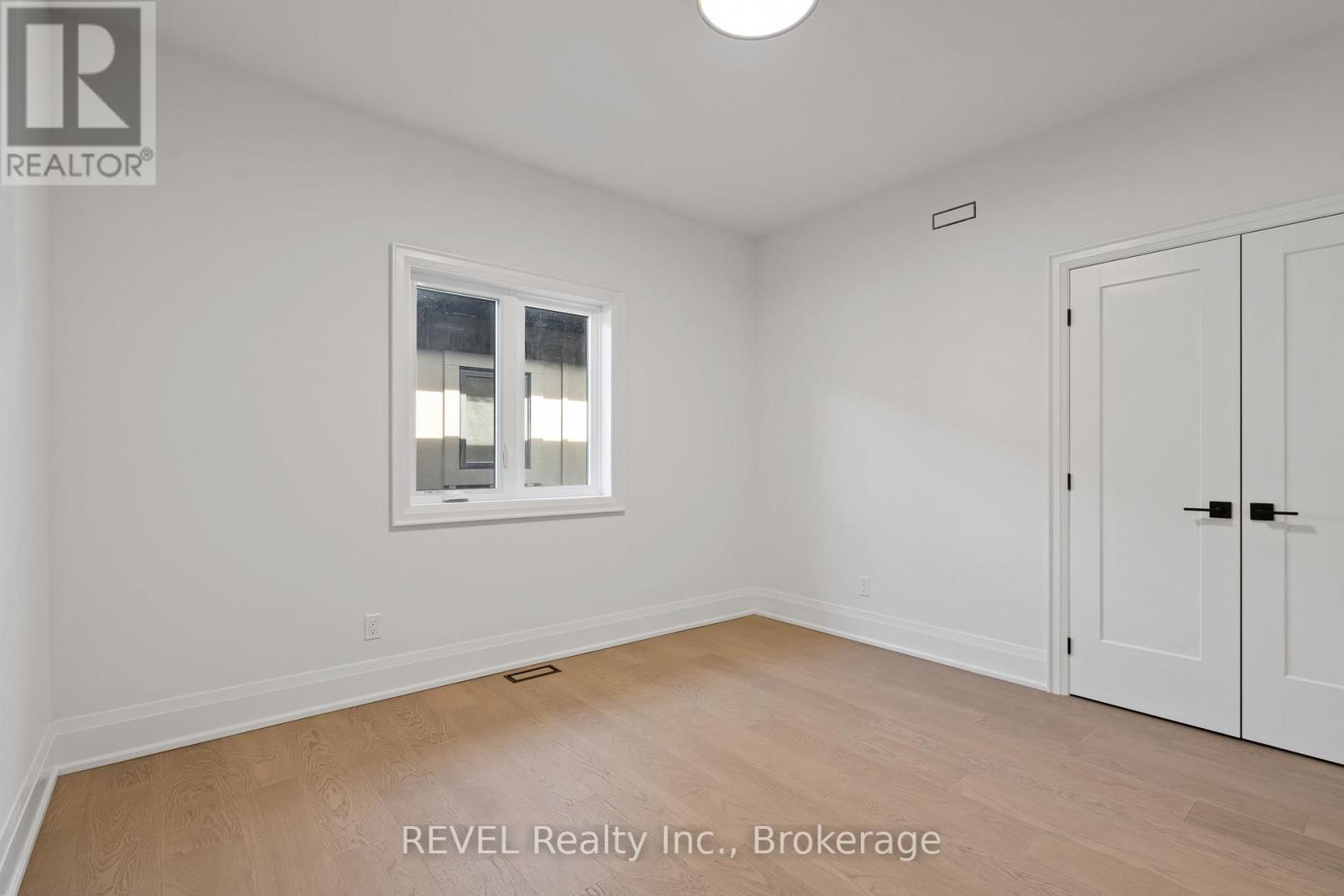 19 Accursi Crescent, Pelham, Ontario  L0S 1E2 - Photo 31 - X13048200