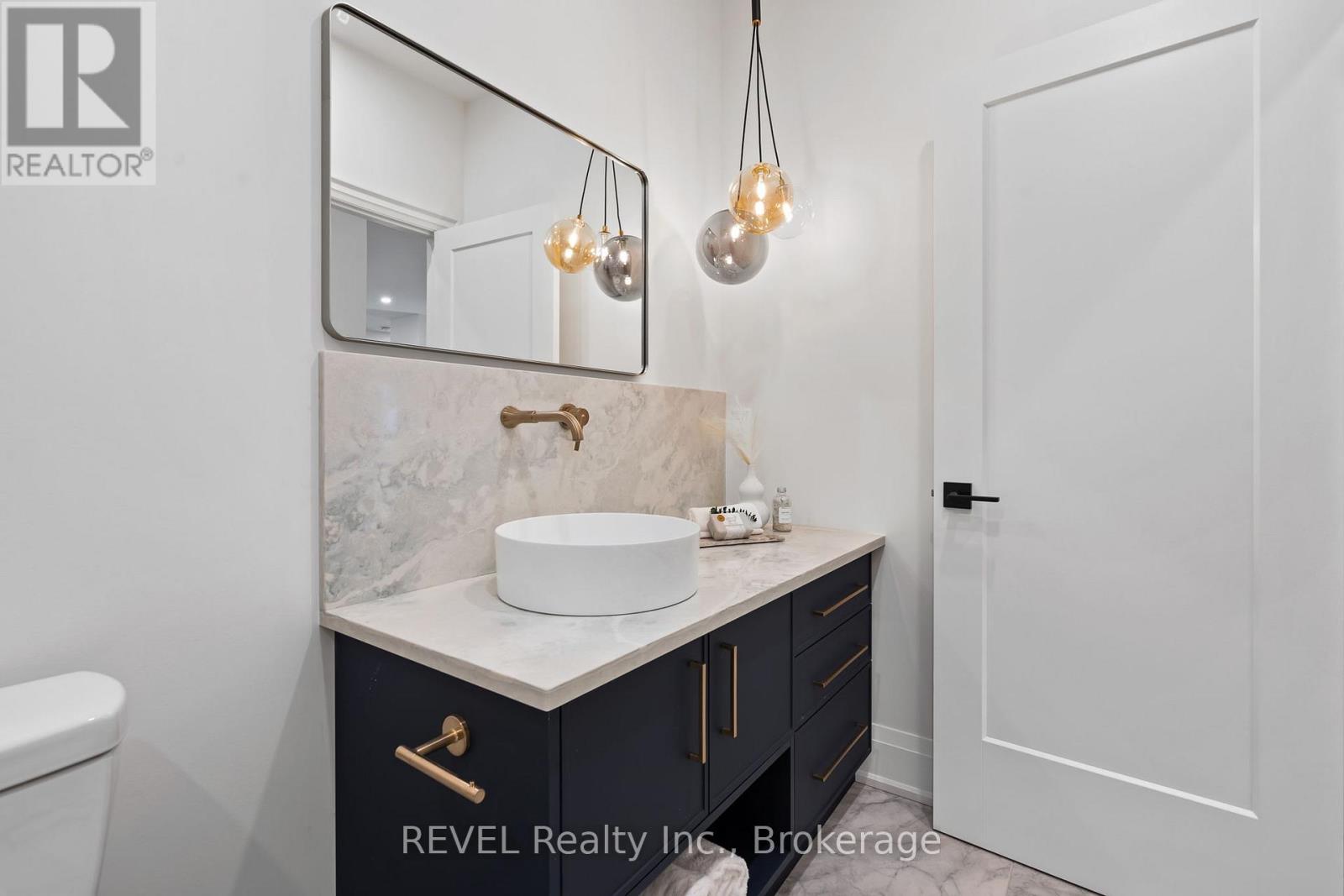 19 Accursi Crescent, Pelham, Ontario  L0S 1E2 - Photo 33 - X13048200