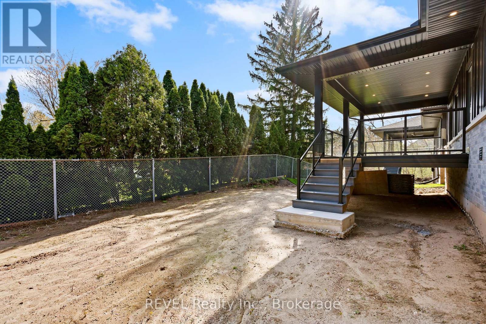 19 Accursi Crescent, Pelham, Ontario  L0S 1E2 - Photo 42 - X13048200