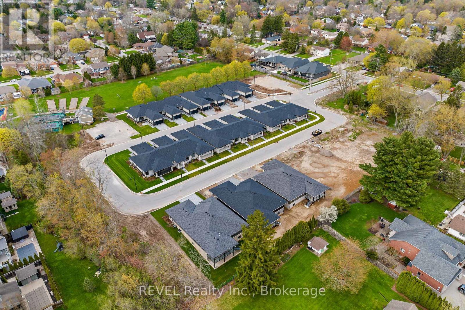 19 Accursi Crescent, Pelham, Ontario  L0S 1E2 - Photo 43 - X13048200