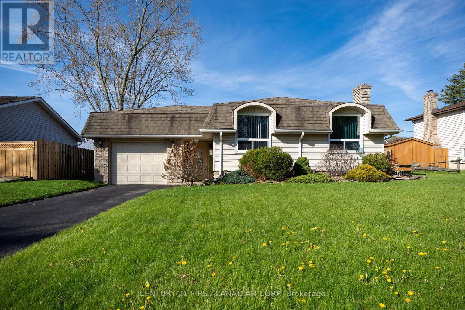 106 ANGELO DRIVE, West Elgin, Ontario