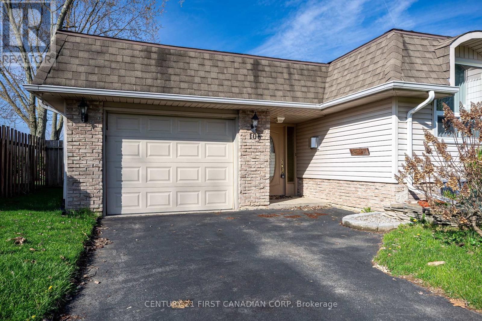 106 Angelo Drive, West Elgin, Ontario  N0L 2P0 - Photo 3 - X12904562