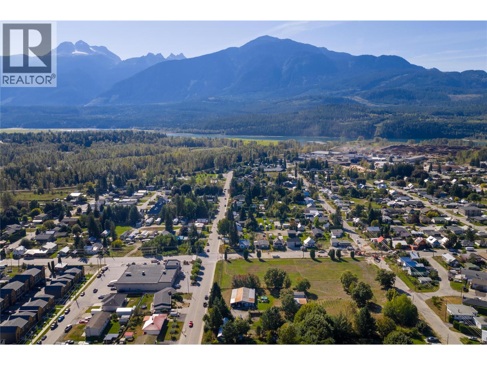419 Edward Street, Revelstoke, British Columbia