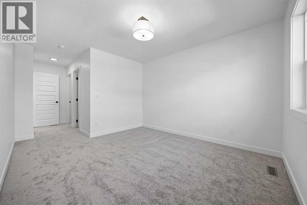 2226 Bayview Drive SW, Airdrie, Alberta  T4B 5N4 - Photo 25 - A2289337