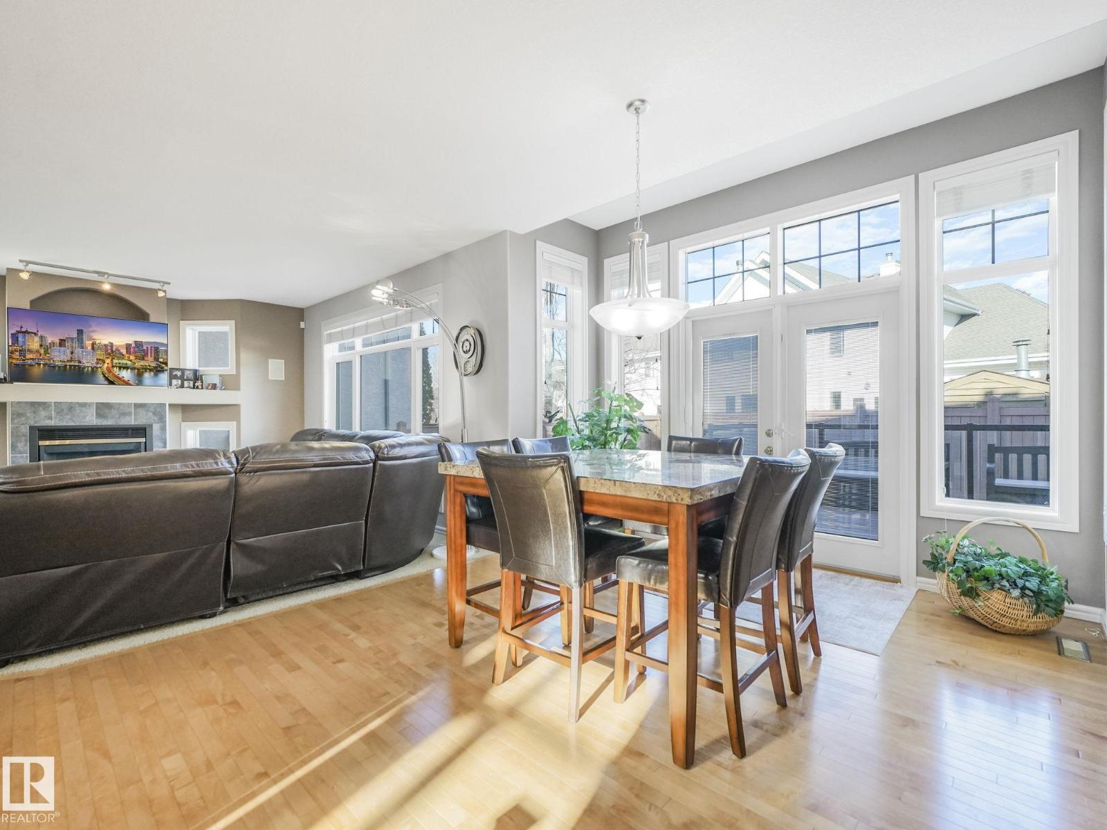 707 Hollingsworth Gr Nw, Edmonton, Alberta  T6R 3G6 - Photo 7 - E4483803