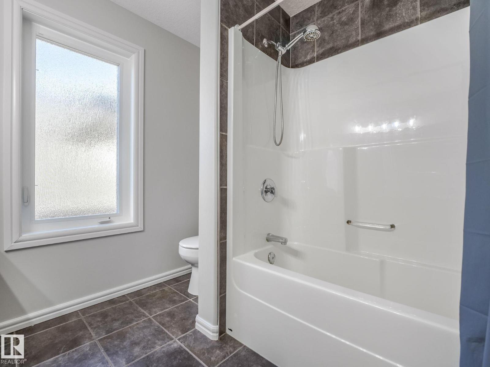 707 Hollingsworth Gr Nw, Edmonton, Alberta  T6R 3G6 - Photo 43 - E4483803