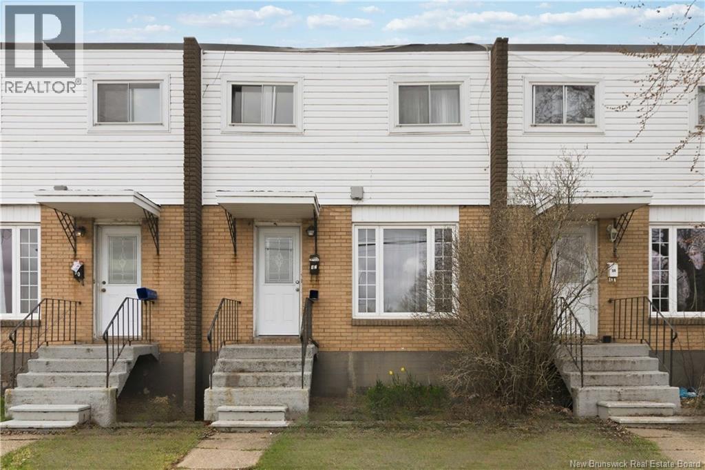 92 Regina Street Unit# 6, Moncton, New Brunswick  E1C 7G2 - Photo 1 - NB137757