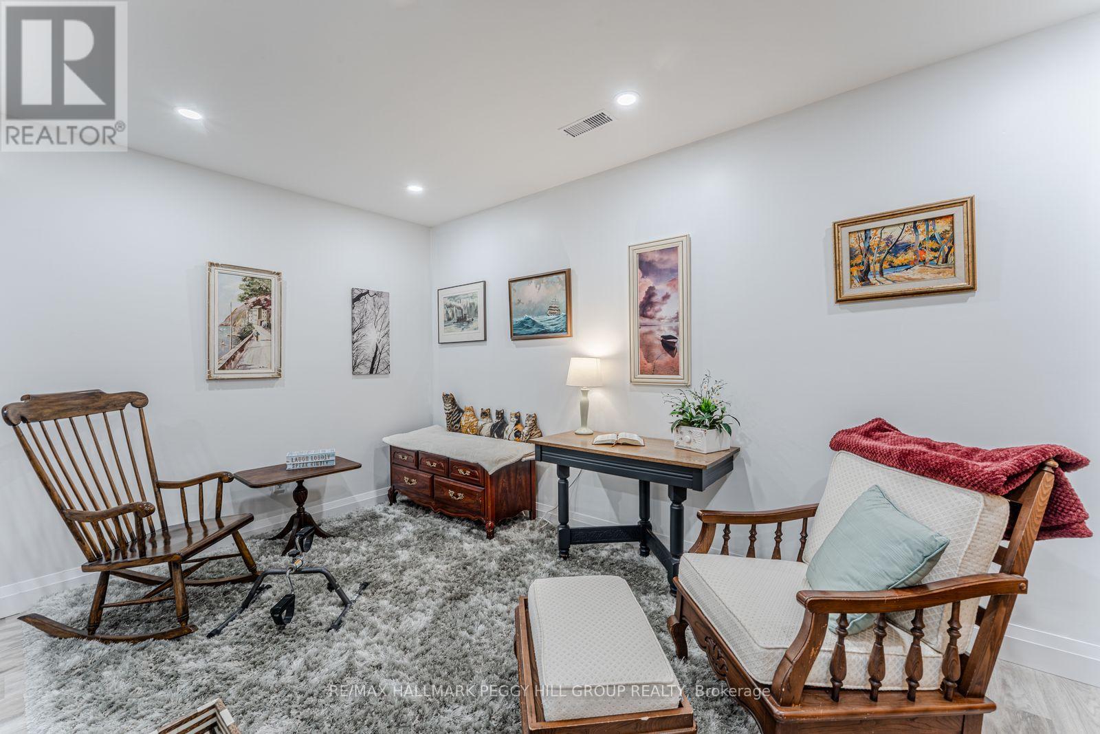 132 Benson Drive, Barrie, Ontario  L4N 7Y3 - Photo 9 - S13032282