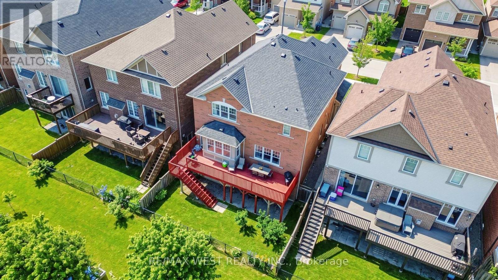 110 Tysonville Circle, Brampton, Ontario  L7A 0B5 - Photo 11 - W12751182