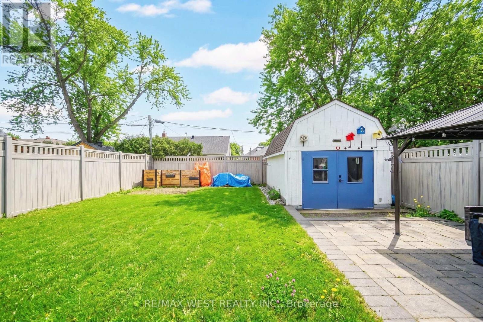 892 Sixth Street, Mississauga, Ontario  L5E 1N6 - Photo 16 - W12813570