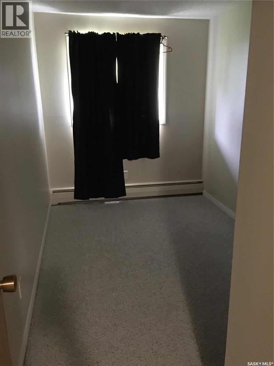 106 1822 Eaglesham Avenue, Weyburn, Saskatchewan  S4H 3A8 - Photo 5 - SK033919