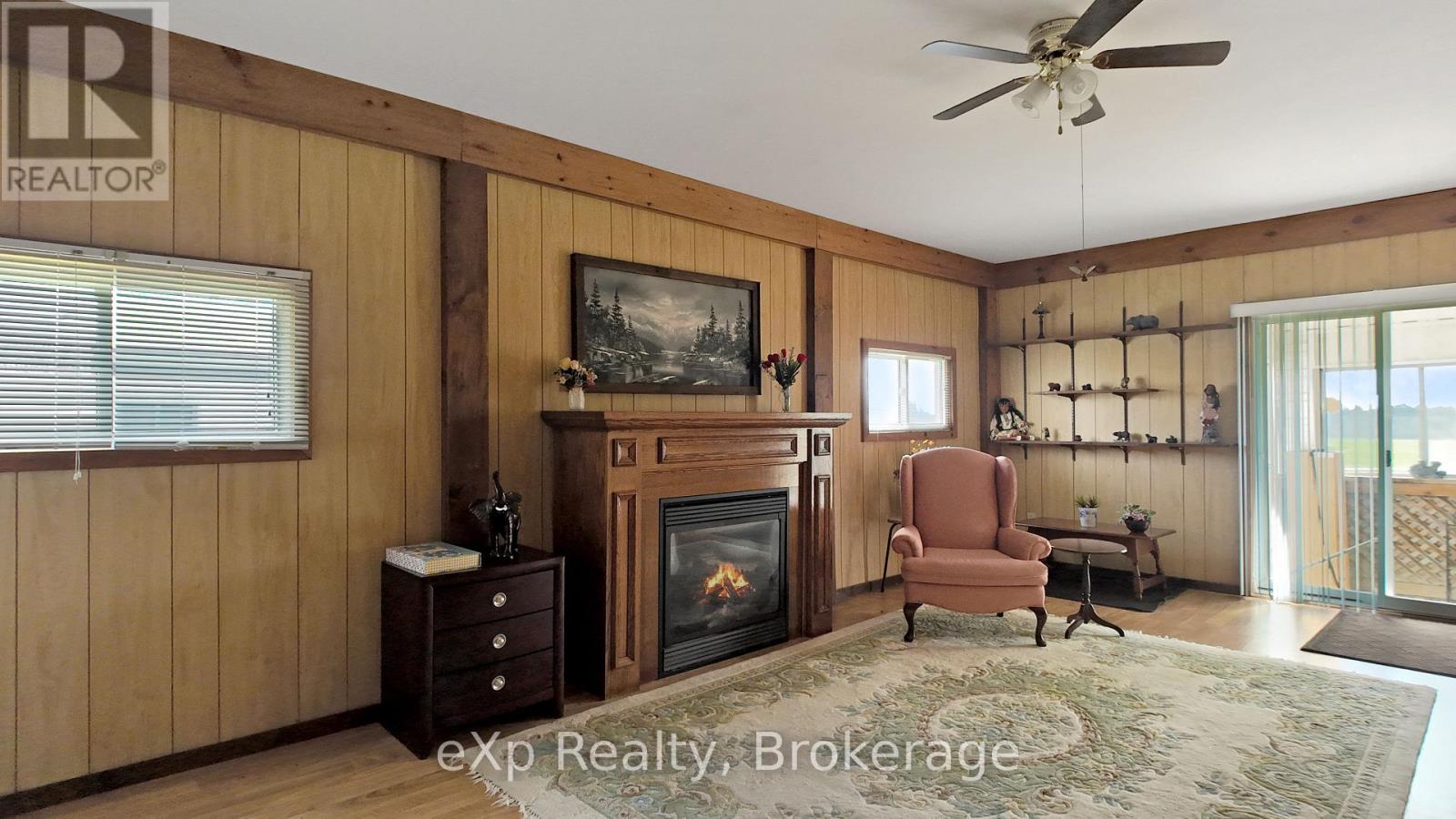 9 Dove Road, Brockton, Ontario  N0G 2V0 - Photo 11 - X12954524